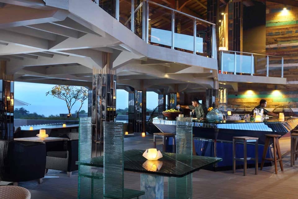 AYANA Resort_Unique_Rooftop Bar_Inside